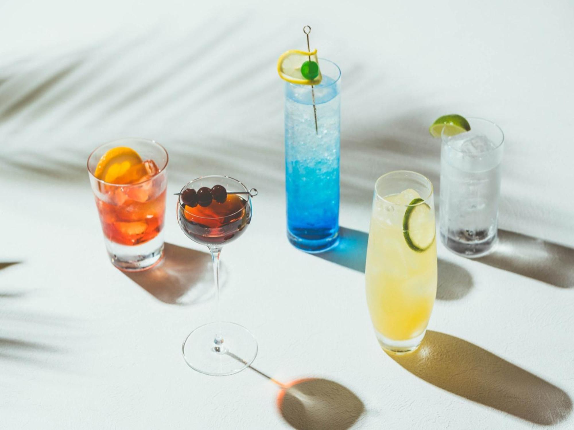 منتجع وسبا أوكيناوا ماريوت ناغُ المظهر الخارجي الصورة A selection of cocktails